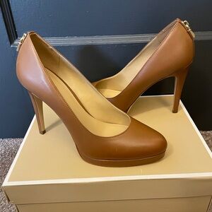 Michael Kors Tan Leather Heels